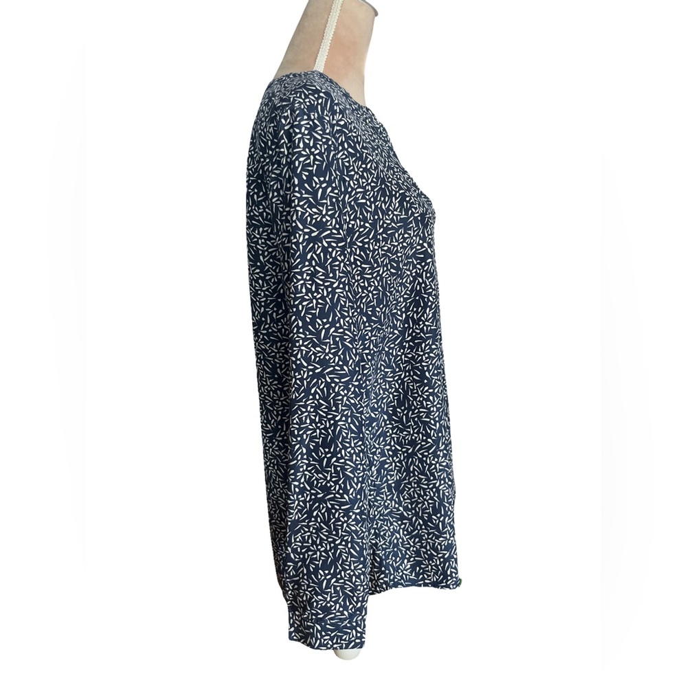 Garnet Hill Navy and White Silk Popover Blouse Size 12 - Picture 4 of 10